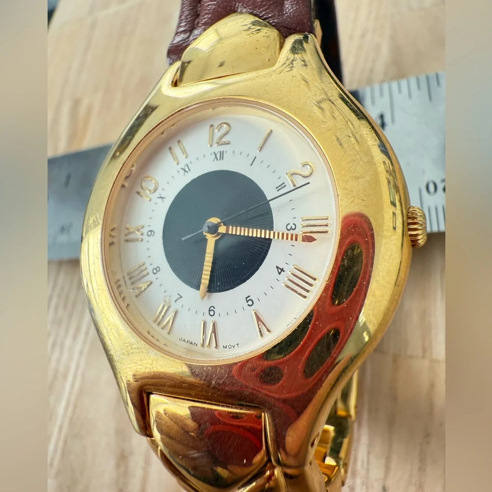 Lafayette gold tone brown leather watch NEW BATTERY